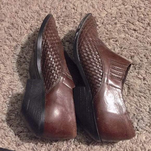 Brown BACADA Collection Leather Woven Shoes Size 7.5 - Picture 4 of 7